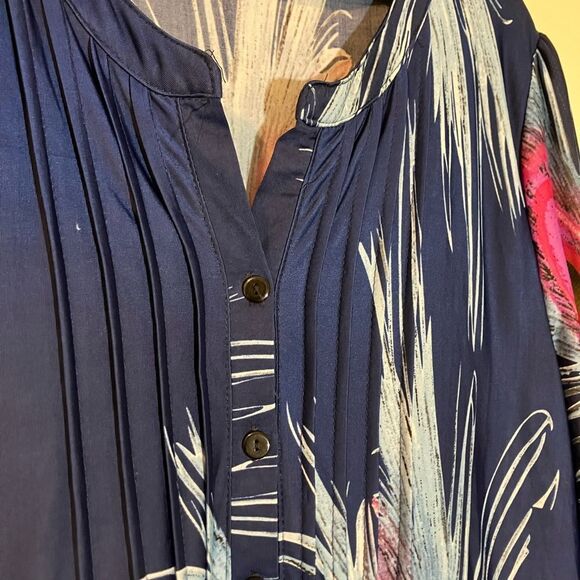 Beautiful detail, Reborn long sleeve dress. Women’s size extra large. - Picture 4 of 6